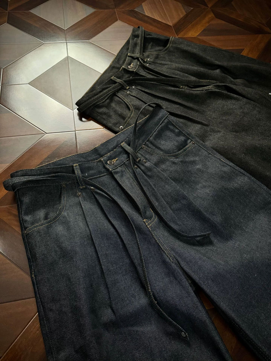Double Pleated Raw Denim Loose Fit Jeans